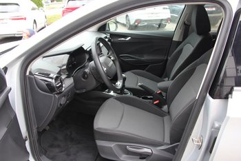Skoda Fabia 1.0i TSI 95PS Selection LED NSW ALU PDC