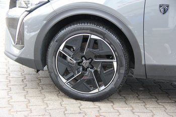 Peugeot 408 1.6e HYBRID GT FULL-LED Night Vision