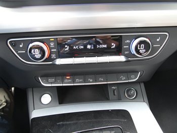 Audi Q5 Sportback 40 TDI Quattro S-Line Black Edition MATRIX Sitzheizung Ass-Paket Stadt & Tour