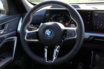 BMW X1 xDrive25e M-Sport Premium-Paket Adap-LED 19 ZOLL HUD