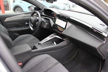 Peugeot 308 SW 1.2i GT LED Adaptiv-Tempomat CAM ALU 18 ZOLL