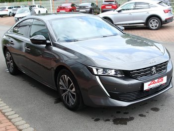 Peugeot 508 1.2i Allure Pack Full-LED Navigation ALU 17 ZOLL