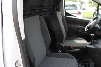 Citroen Berlingo Kastenwagen 1.5d MirrorLink DAB PDC Spurassistent
