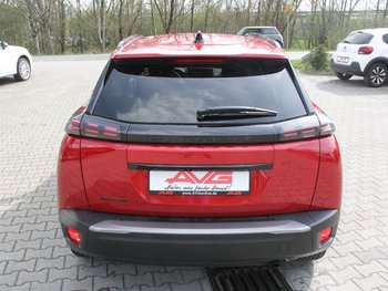 Peugeot 2008 1.2i Allure Navigation Tom Tom LED 17 ZOLL