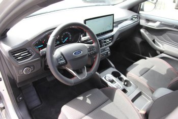 Ford Focus Turnier 1.0 155PS ST-LINE LED Adaptiv Tempomat CAM 17ZOLL