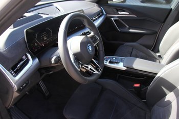 BMW X1 xDrive25e M-Sport Premium-Paket Adap-LED 19 ZOLL HUD