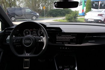 Audi A3 Sportback 40 TFSIe PHEV HYBRID S-LINE MATRIX-LED Komf-Paket Plus