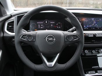 Opel Grandland 1.5D GS LINE FULL-LED NAV Sitzheizung 18 ZOLL