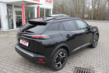 Peugeot e-2008 Elektro 136PS 50 KWH Allure LED SmartLink Tempomat 11KW