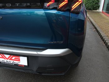 Peugeot 5008 1.2i 145PS GT FULL-LED 7 Sitze Sitzheizung 19ZOLL