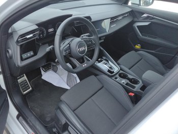 Audi A3 Sportback 40 TFSIe PHEV HYBRID S-LINE MATRIX-LED Komf-Paket Plus