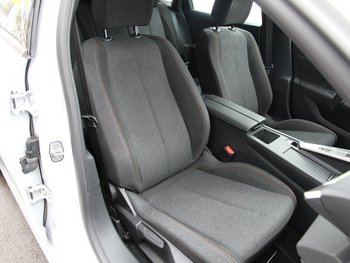 Peugeot 308 SW1.2i Style Adaptiv Tempomat Navi LED 16 ZOLL