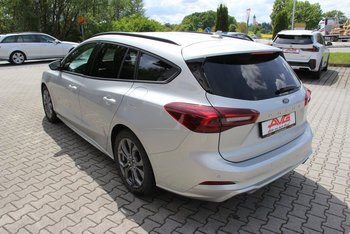 Ford Focus Turnier 1.0 155PS ST-LINE LED Adaptiv Tempomat CAM 17ZOLL