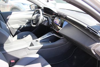 Peugeot 308 SW 1.2i GT LED Adaptiv-Tempomat CAM ALU 18 ZOLL
