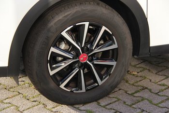 DS Automobiles DS3 1.2i 131PS Performance Line LED NAV 17Zoll