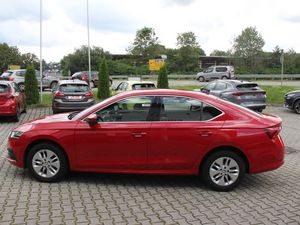 Skoda Octavia Limousine 2.0 TDI 115PS Ambition LED CAM ALU Keyless
