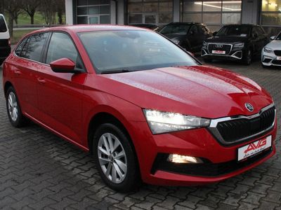 Skoda Scala TSI 110PS DSG AMBITION Kamera ALU Sunset Smart Link Licvhtsensor